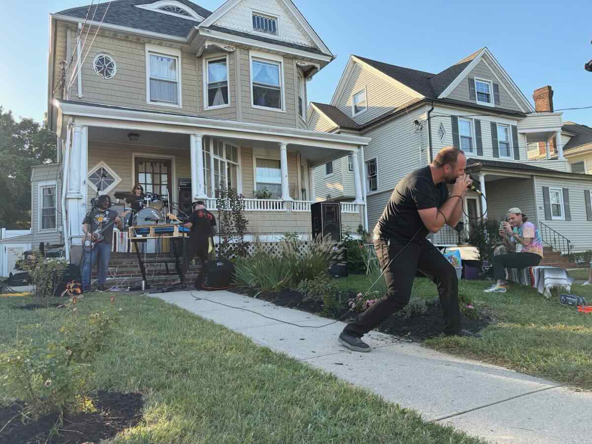 Hunchback performing in the front yard at Red Bank Porch Fest